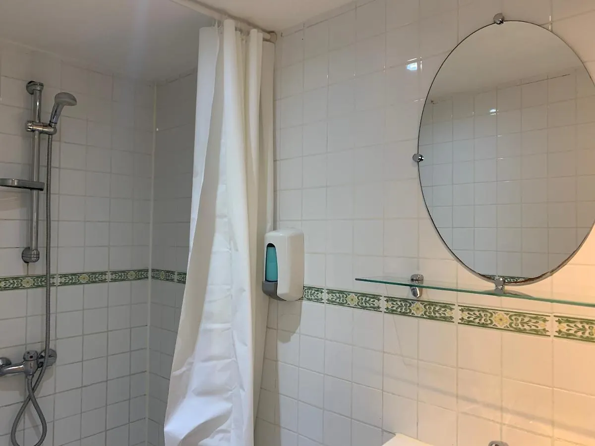 Hotel Du Parlement Ixelles 2*,  Belçika