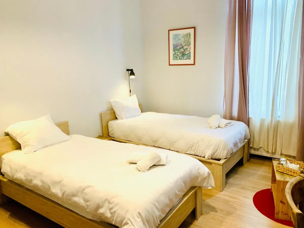 Hotel Du Parlement Ixelles Belçika