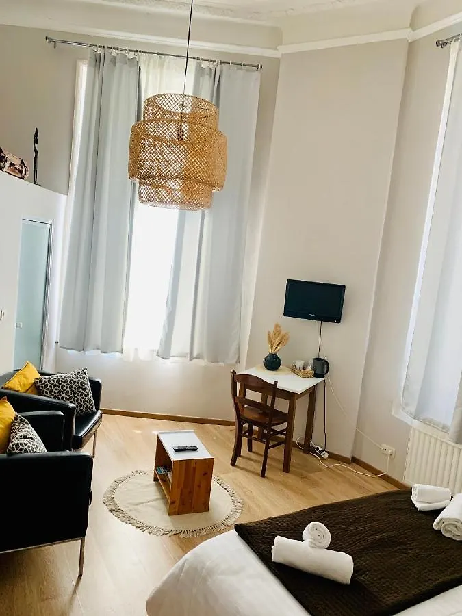 איקסל Hotel Du Parlement 2*, בריסל